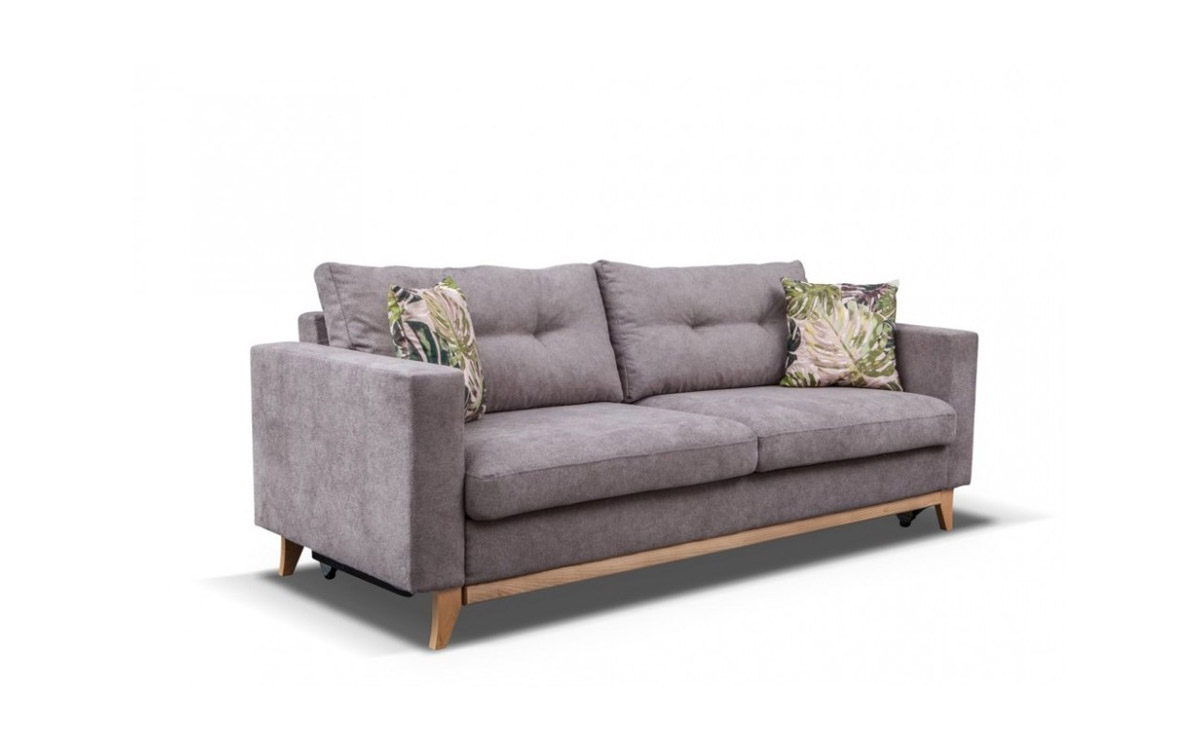 Sofa z poduszkami